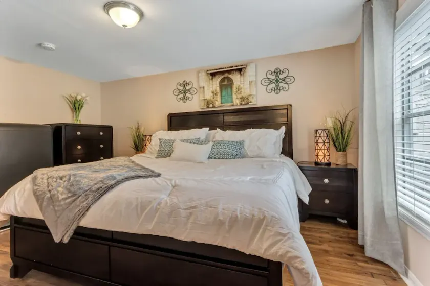 ❤️ av Rice Village☀King Bed☀Netflix☀ WIFI☀4KTV☀W / D - Image 1