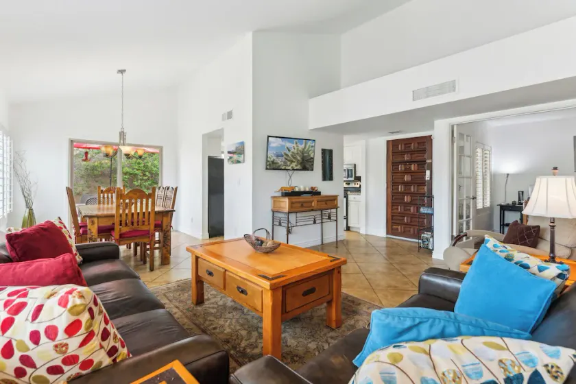 Southwest Sanctuary 3 BR Townhouse/ COM Pool/ Old Town Scottsdale - Image 1