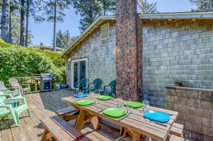 Family Friendly Ocean View Beach House with Large Deck - Image 1