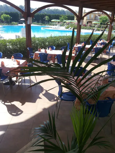 Pizzo Beach Club one bed 47G - Image 1