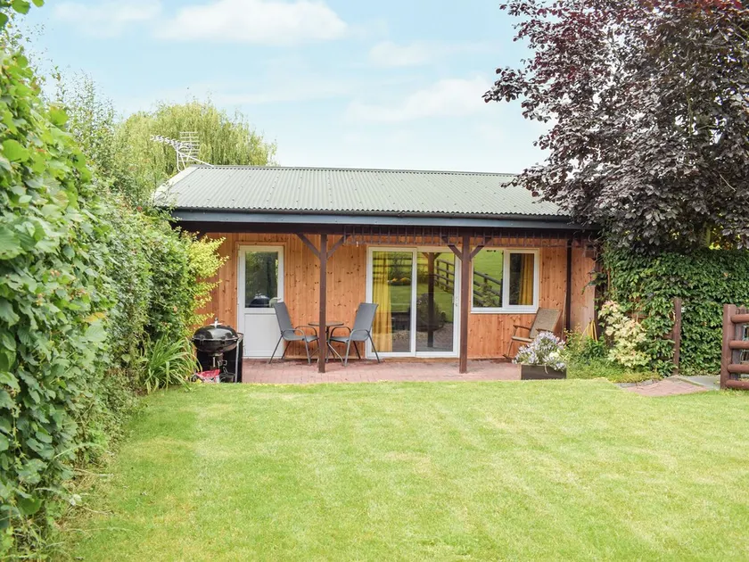 The Lodge At Forbury Cottage - Image 1