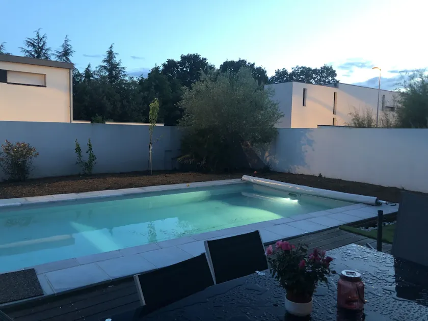 Belle Maison DE Vacances Avec Piscine ET Jacuzzi - Image 1