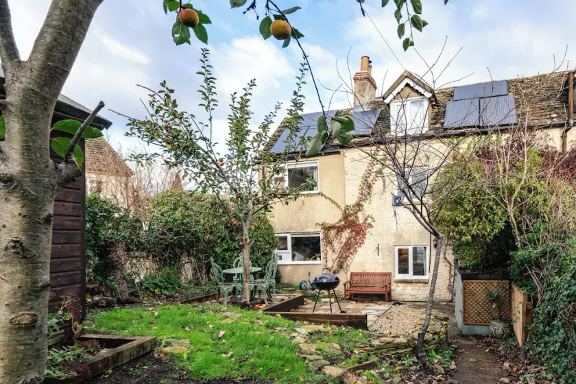 Beautiful 2BD Cottage in Nailsworth - Image 1