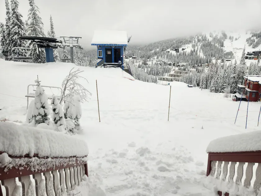 Perfect ski in/out location for families - Image 1