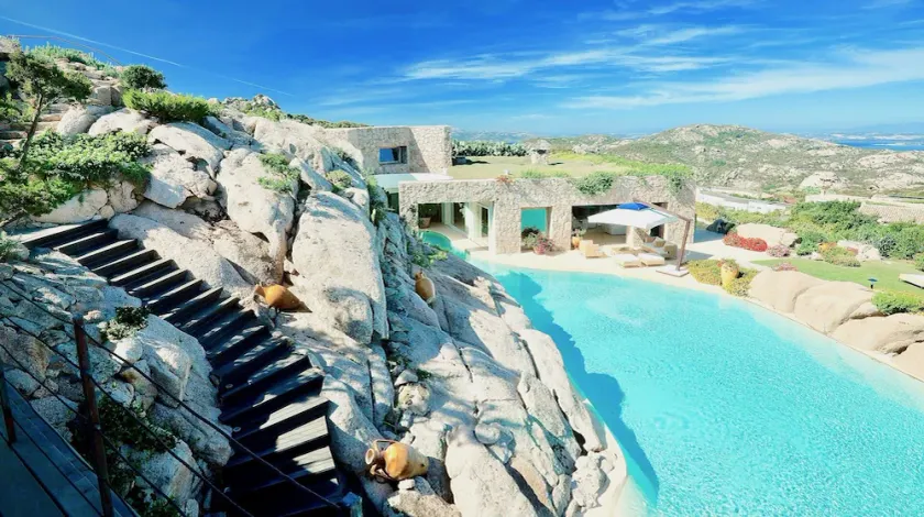 VILLA PREZIOSA - Nine Bedroom Villa, Sleeps 18 - Image 1