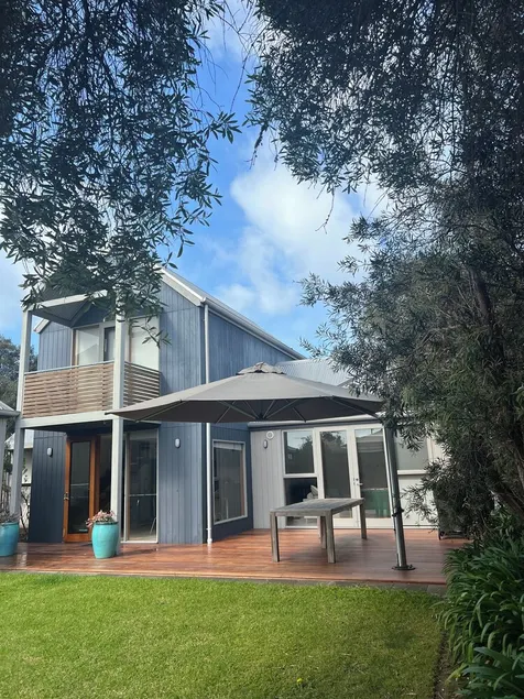 Yakala at Pt Lonsdale - Tranquil getaway for you and your dog - Image 1