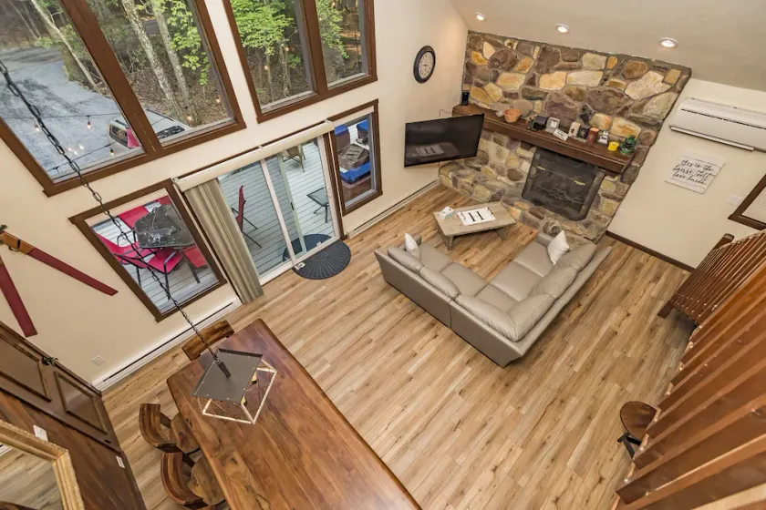 5 Bedrooms Linens Firepit,Hottub Golf Lake Kayaking SplitRock! - Image 1