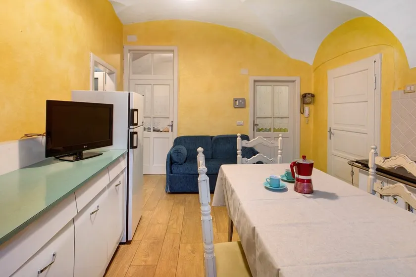 Casa Bianca - Image 1