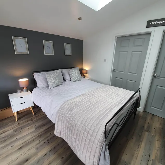 Luxury Countryside Retreat with private Hot tub, Broad House Farm Worcestershire - Image 1