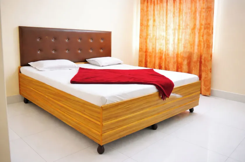 Hotel The Golden Palace Haridwar - Image 1