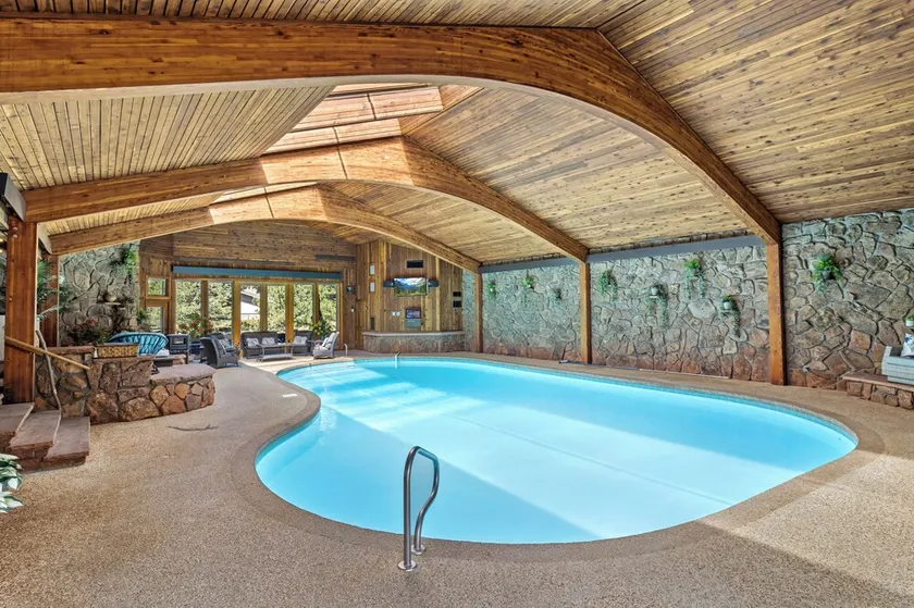 Maison panoramique bien-aimée.  Piscine intérieure privée, bain à remous, Suana, vues! - Image 1