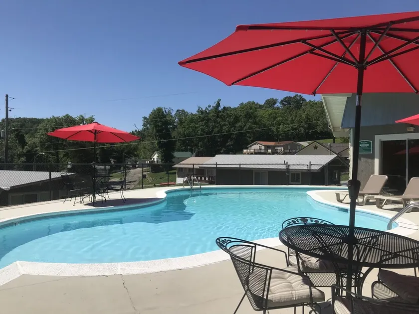 Lakeview Escape 2BR Cabin w/ Dock, 2 Pools & Resort Amenities –Bass Point - Image 1