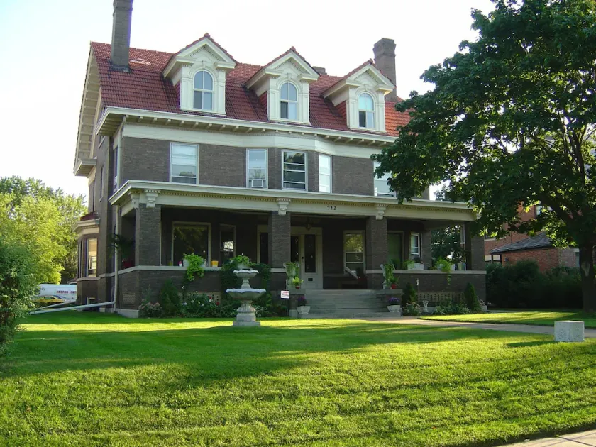 9 bdr Historic Summit Mansion con piscina - Image 1