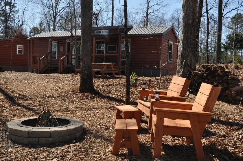 Luxury cabins in the foothills of the Blue Ridge Mountains - Image 1