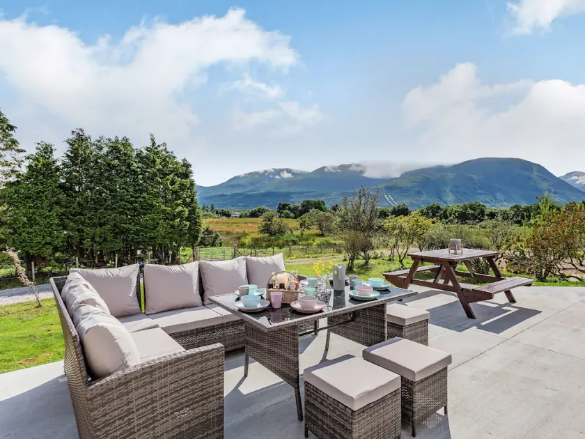 Beautifully presented detached bungalow with stunning views of Ben Nevis. - Image 1