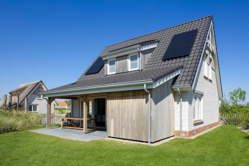 Villa in Nieuwvliet nahe Strand - Image 1