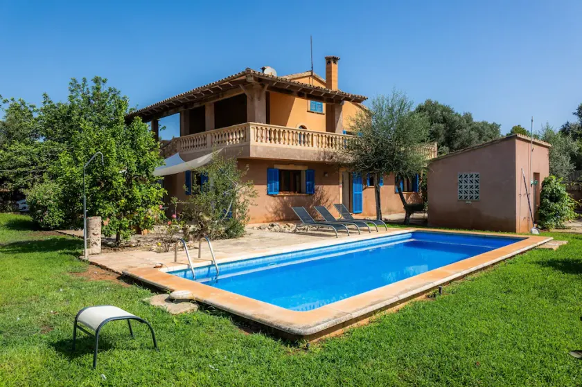 Country House \"Sa Plana\" with Private Pool, 2 Private Terraces, and Wi-Fi - Image 1