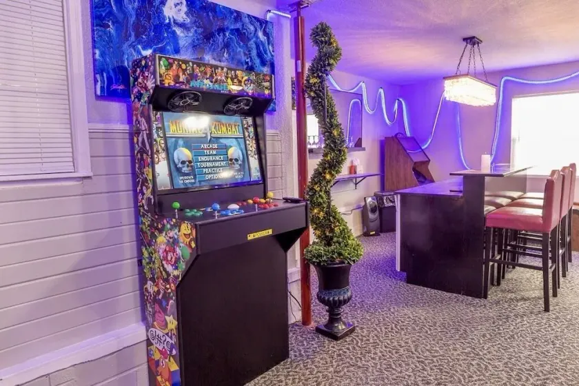 NEW REMODEL! ARCADE GAMES, PNG PNG, SKEE BALL, ACCESS TO POOL. WE HAVE IT ALL! - Image 1