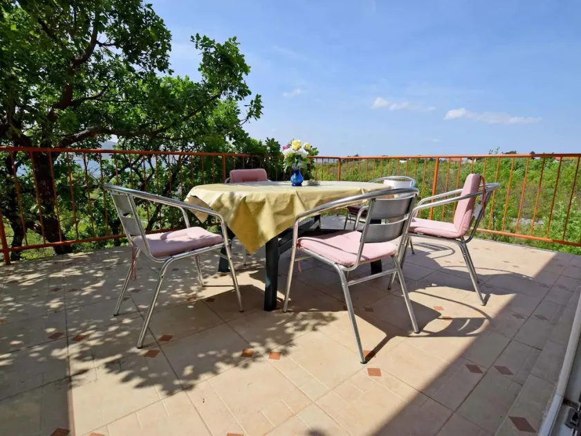 Apartamento de vacaciones con aire acondicionado y vista al mar - Image 1