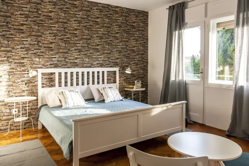 Angelina's garden place, max 6 persons, near Pula - Image 1