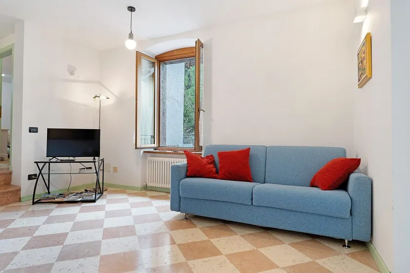 Vallelaghi Escape - Image 1