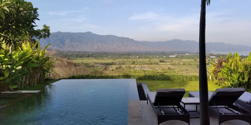 Villa with sunset sea view and jacuzzi - 700m from the beach! - Image 1