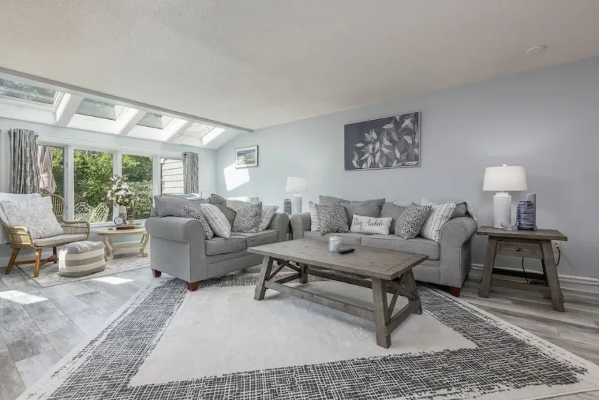 Tastefully decorated condo at Ocean Park Meadows! - Image 1
