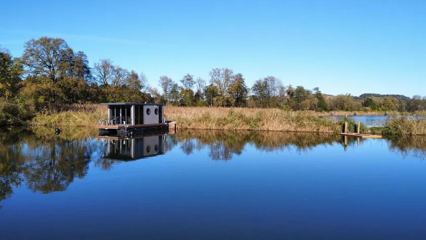 Hausboot Schwanennest - Image 1
