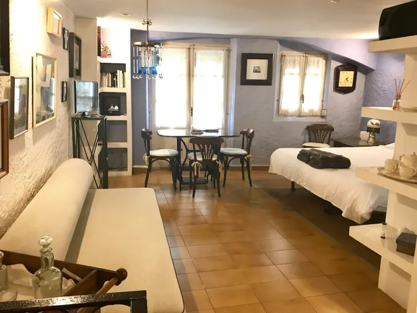 Charmerende studio i hjertet af Girona. Nye Windows. Ingen støj! - Image 1