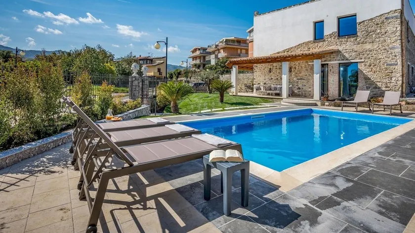 VILLA GALLUS 6, Emma Villas - Image 1
