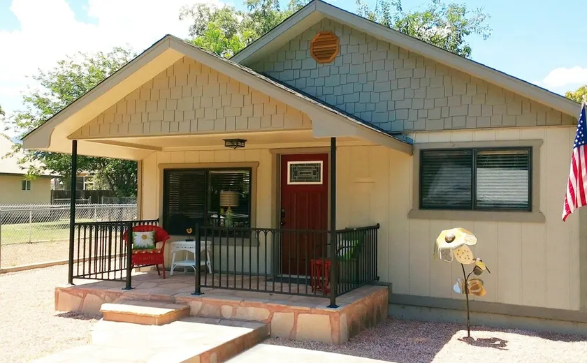 A Charming Vintage Cottage - distance de marche de la vieille ville Cottonwood - Image 1