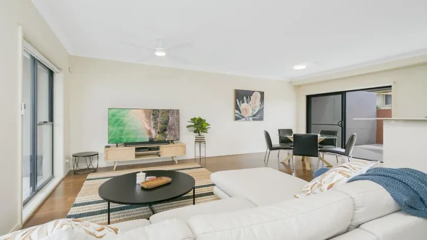 HAVENVIEW TERRACES #2 | Close to beach, shops and cafes | Accom Property - Image 1
