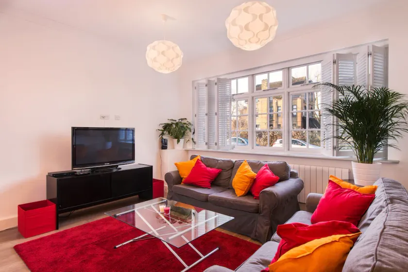 London House, Chiswick, lussuoso, 3 letti di grandi dimensioni - 4 x bagno - OTTIMO POSTO PER SOGGIORNO - Image 1