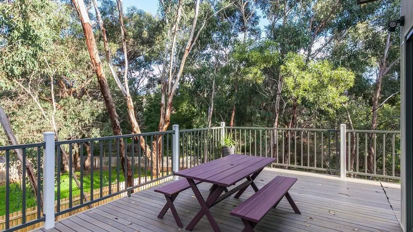 Bush Surrounds On Weir - Image 1