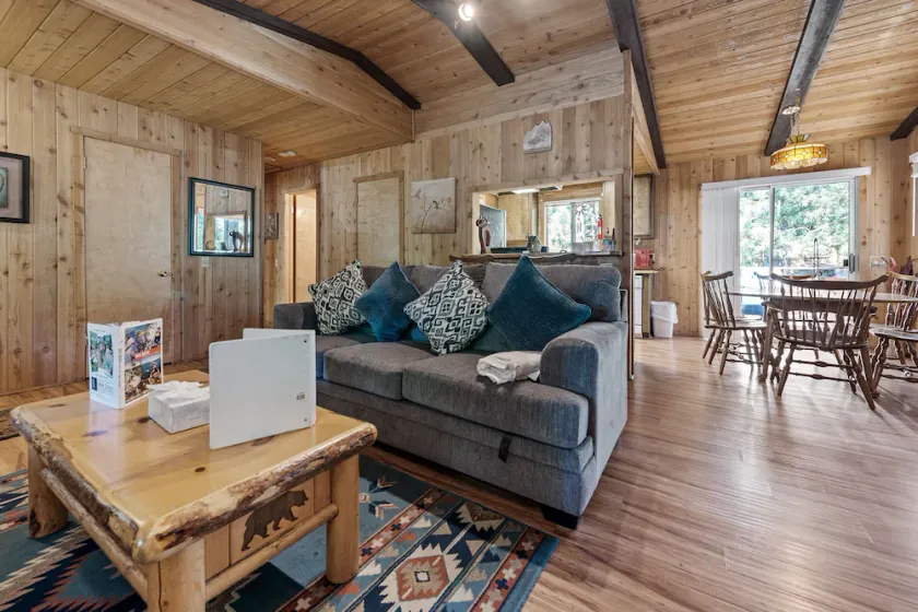 Granny's Love Shack - WiFi!  Skridt til National Forest! GRATIS 2 timers cykel / kajak udlejning! - Image 1
