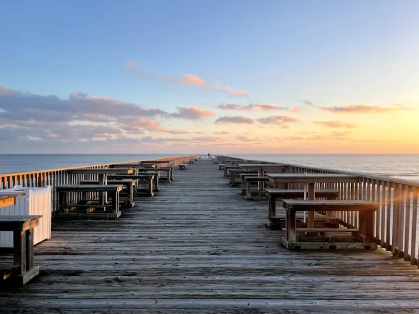 Gorgeous Ocean Views - 1 min walk to beach access! - Image 1