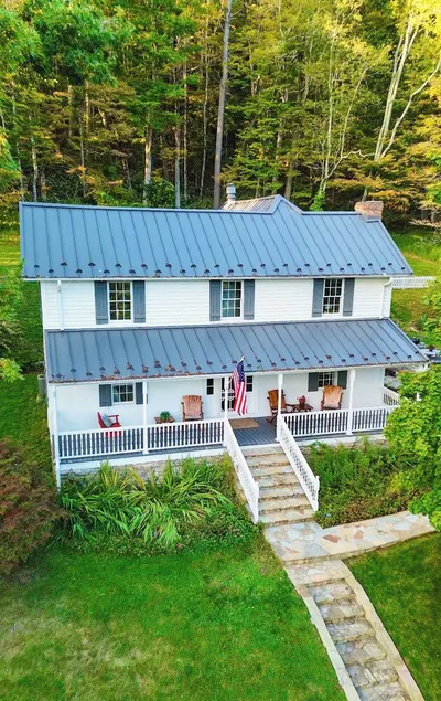 1885 Farmhouse Luxuriously Renovated: Animals & Antiques - Image 1
