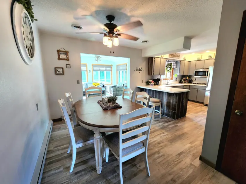 COUNTRY VIEW GETAWAY: ATV/UTV and Country Living Combined, Sleeps 8, near Town. - Image 1