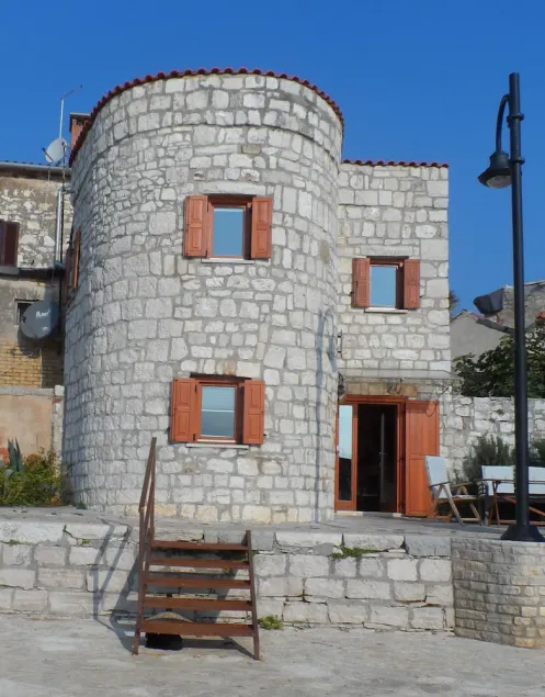 unique historical STONE TOWER DIRECTLY BY THE SEA! carefully restored - Image 1