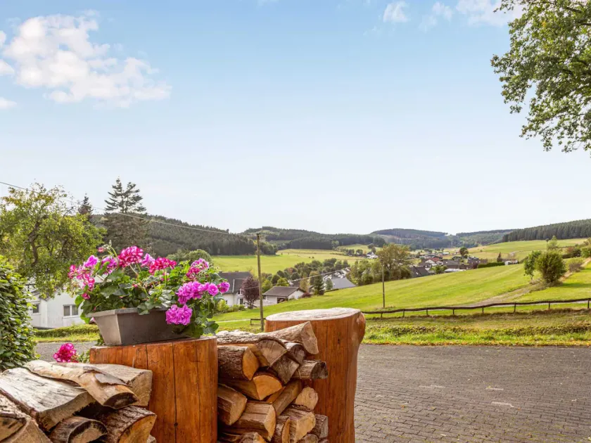 Vacation Home With Garden in Beautiful Sauerland - Image 1
