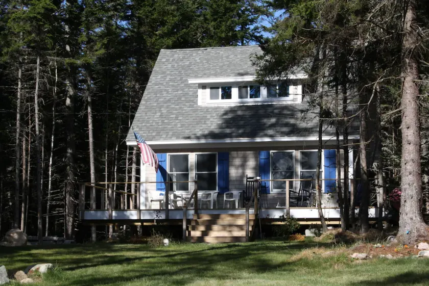 Nya Avskilt Deer Isle Cottage med Island Visningar - Image 1