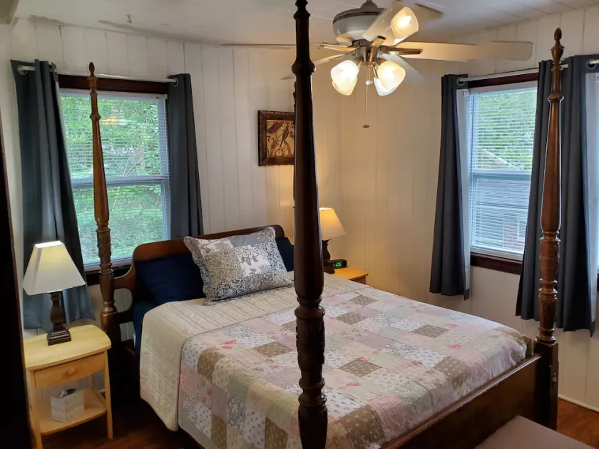 Historic One Bedroom Apt, in the Heart of Avondale/Riverside - Image 1