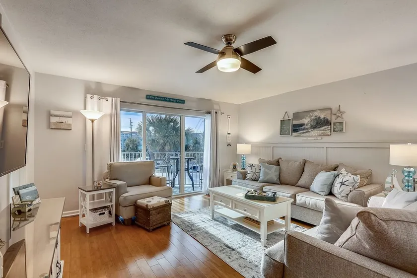 Seacrest 206 is a gorgeous Gulf Front -Amazing Decor and attention to detail - Image 1