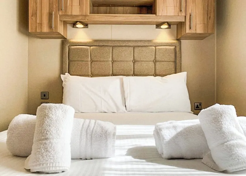 Superior Holiday Home 4 - Image 1