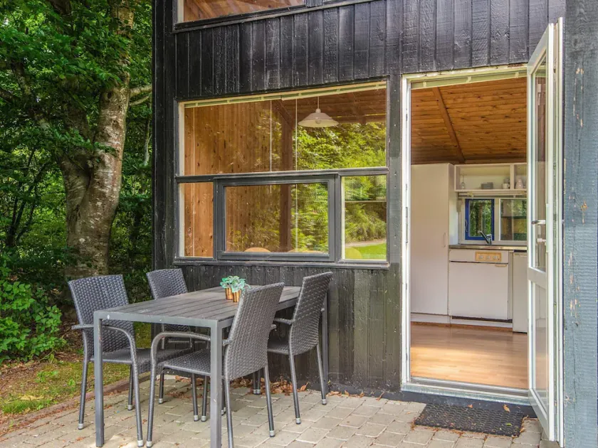 4 Person Holiday Home in Hampen - Image 1