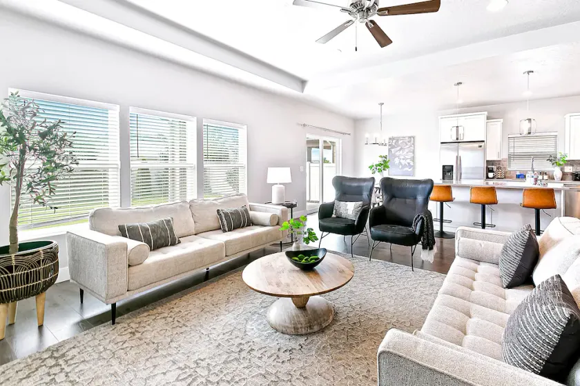 New! Modern & Spotless Home in Central Boise - Image 1