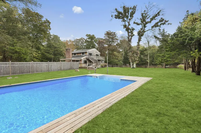 East Hampton House Near Beaches with Pool - Image 1