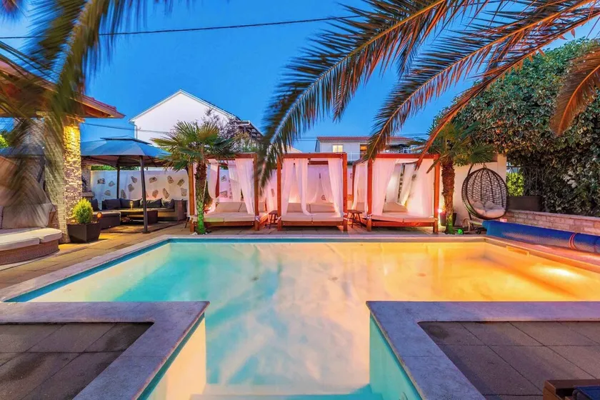 Studio mit Pool, Whirlpool und Sauna - Image 1