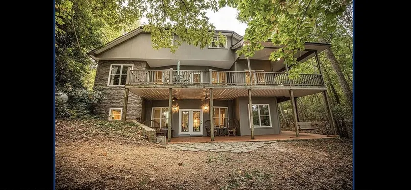Beautiful 4 bedroom home on Lake Hartwell - Image 1