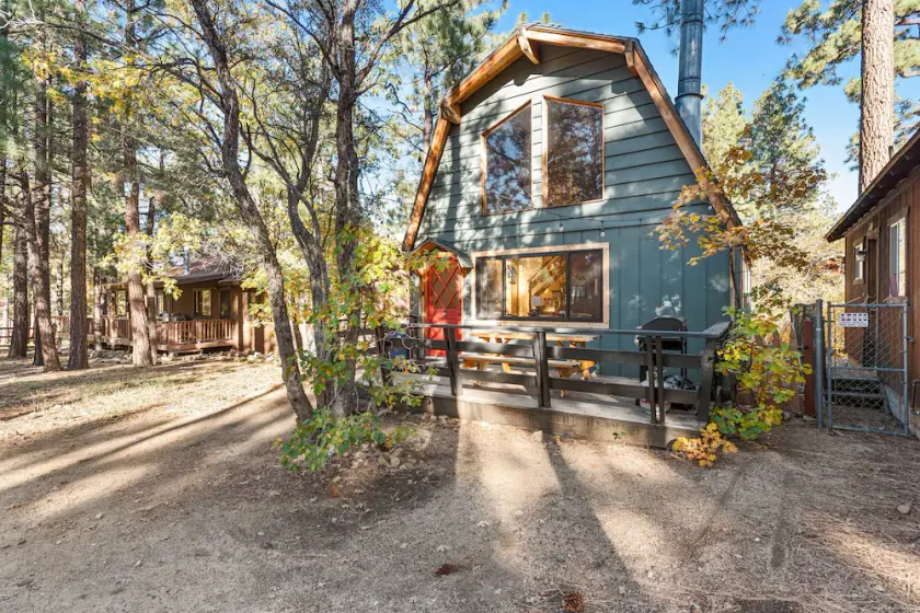 The Sugar Loft - Fireplace, Fenced Yard, Deck, Barbecue - Image 1